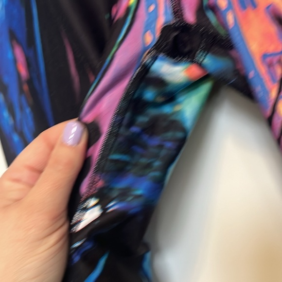 Fabletics salar define mid rise cropped yoga pant size large item 07-17 - Picture 3 of 9